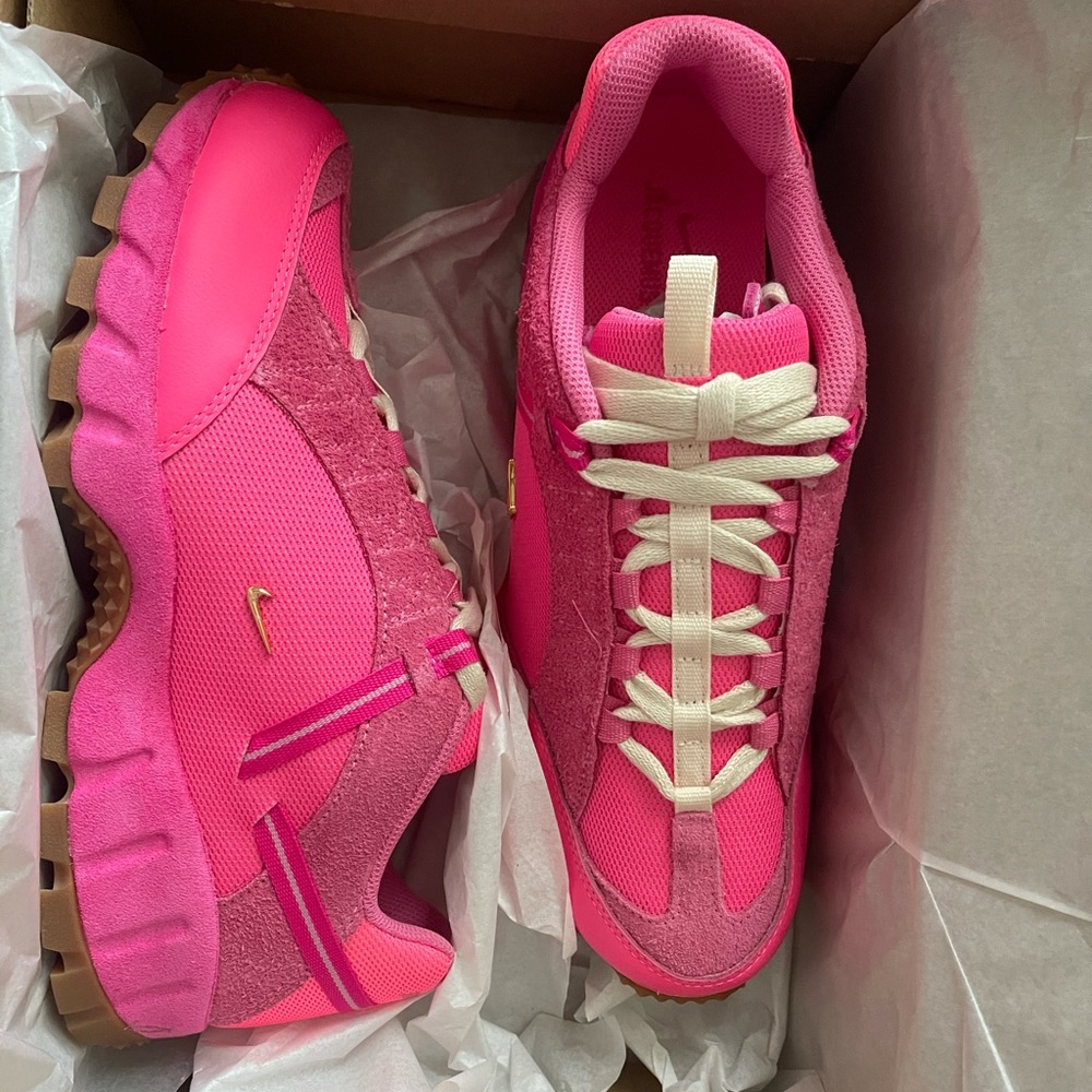 Jacquemus x nike shoes ｜  New